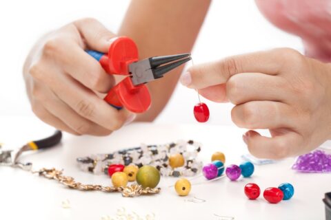 Start a Homemade Jewellery Business (1)