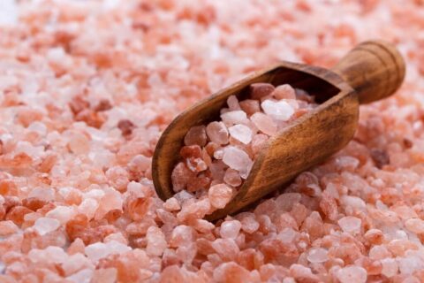 Himalayan pink salt: Benefits for your beauty and health