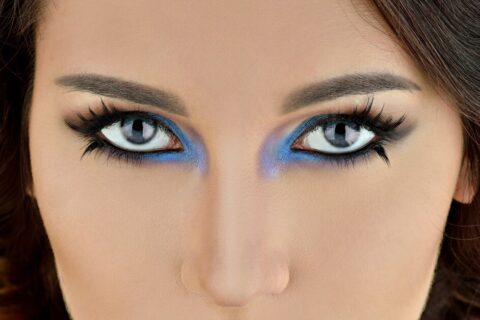 Reverse cat eye makeup: Simple steps to flip your cat eye makeup