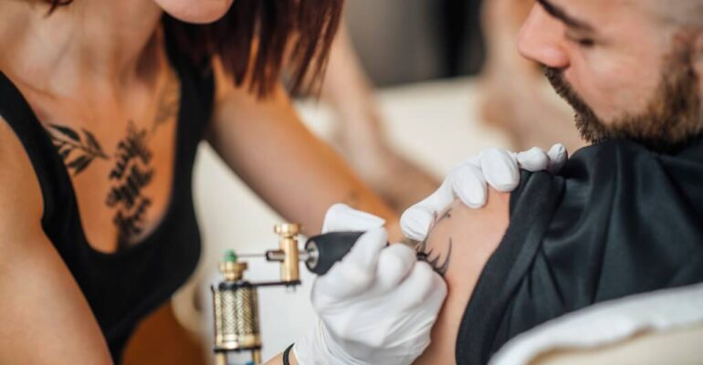 Tattoo care: Do’s & Don’t to follow before you get inked