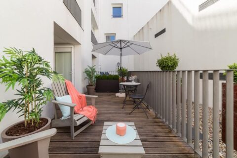 Apartment Balcony: 4 flooring ideas to give a makeover