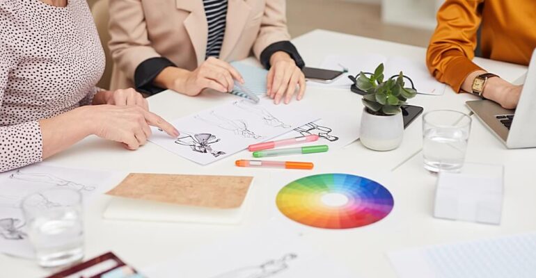 How to become a Fashion Designer – Learn 5 Important skills of Fashion Designers