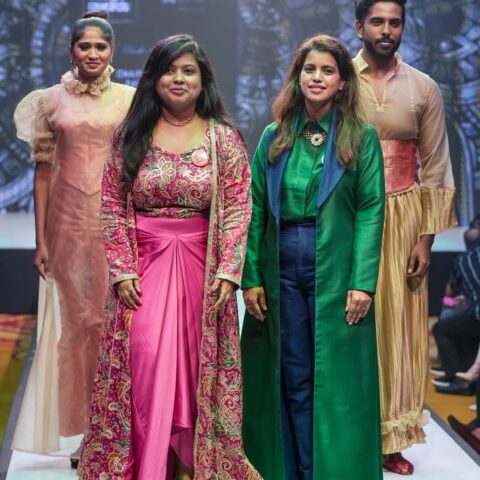 Resham Rebel A Tribute to Indian textiles through brocade (15)