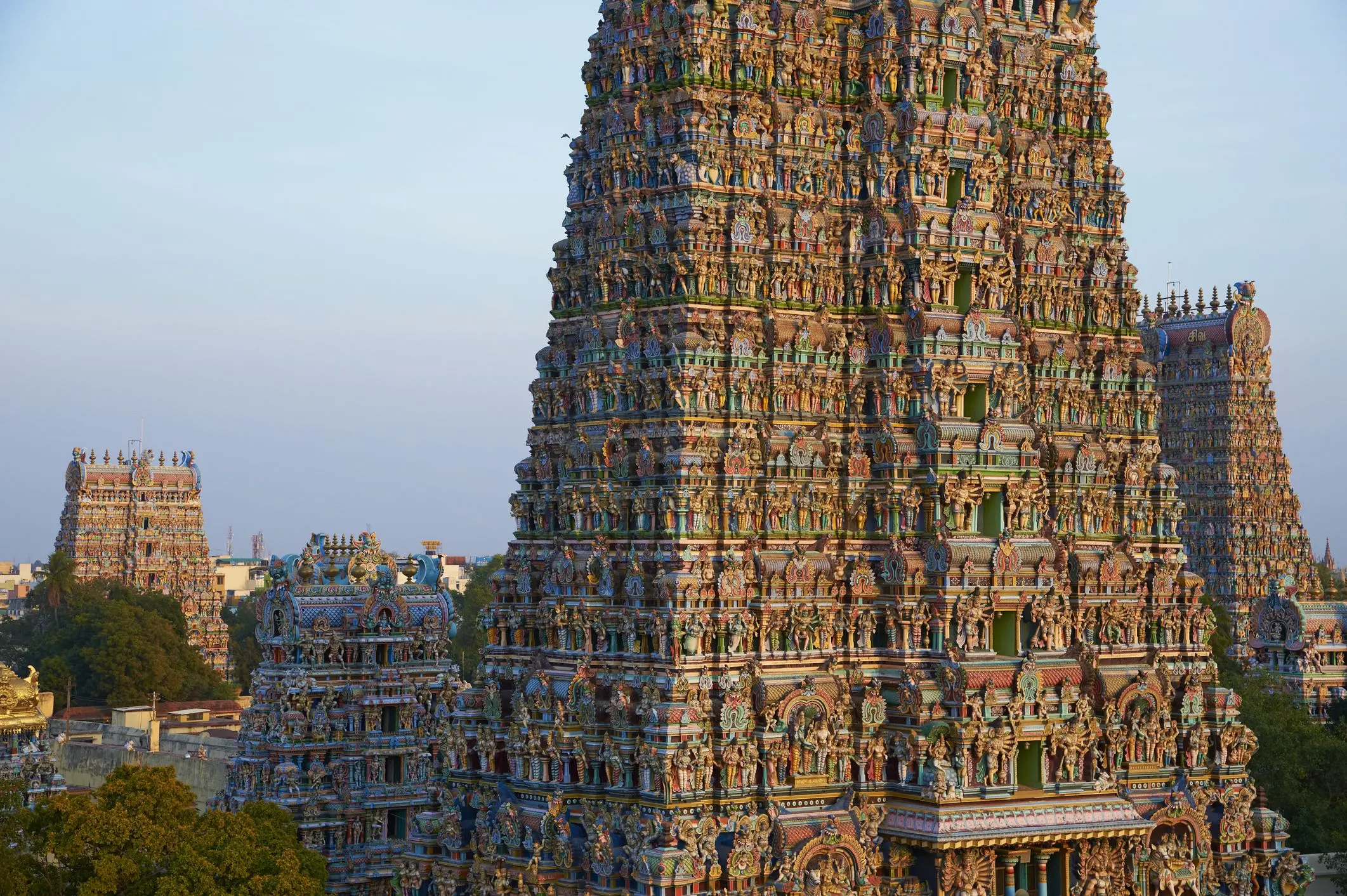 10 Architectural Wonders Built In India 