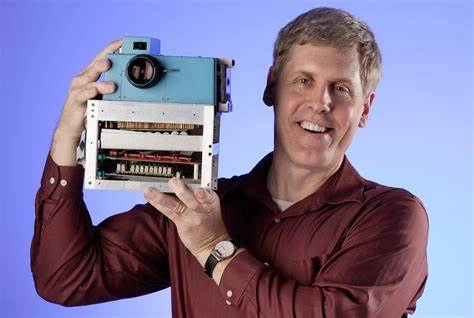 A History of the Digital Camera's Invention (1)