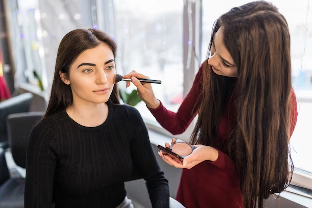 Best Hair and Makeup Artist Course to Become a Professional (5)