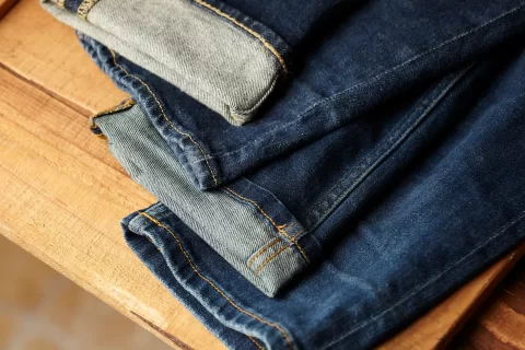 Jeans woven out of flax and wood materials (1)